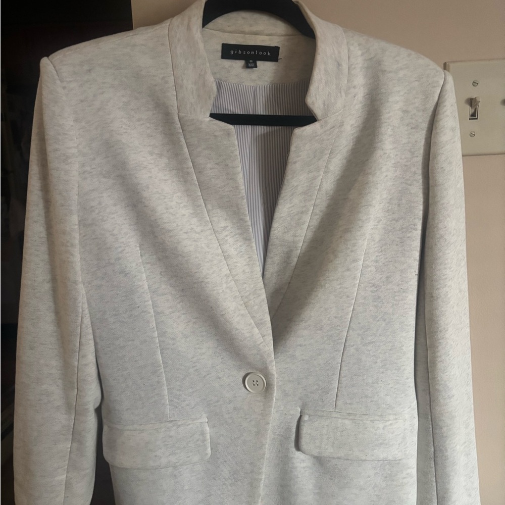 Gibson Women's Light Gray Blazer
